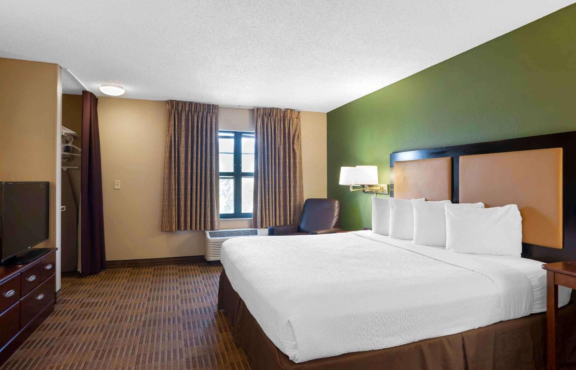 Extended America - Atlanta - Marietta - Ferry Rd Hotel 2*